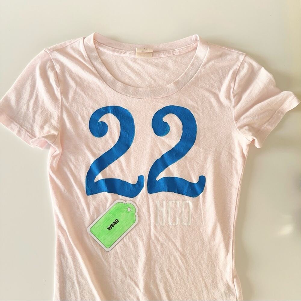 Y2K Hollister 22 Graphic Baby Tee Pink Sporty Number 22 Print Fitted Shirt S - Picture 8 of 8